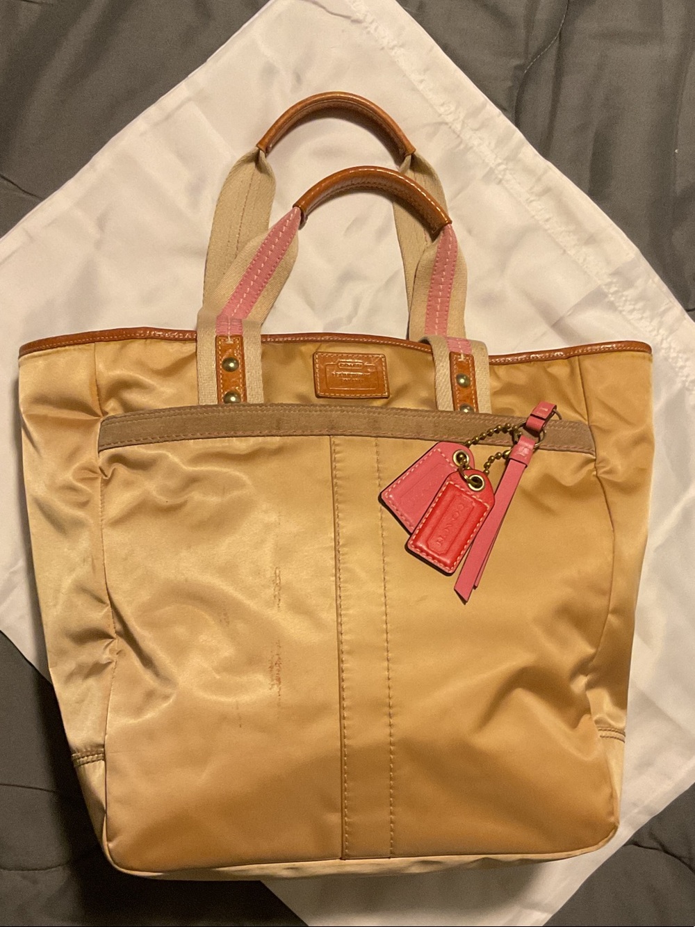 Coach Hampton Vintage Tan and Pink Women's Tote Bag with 2 Accent HangTags